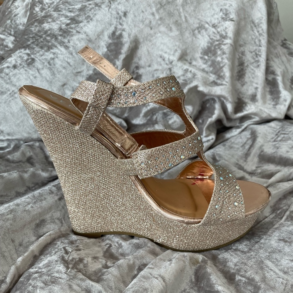 Holiday Gold Wedges